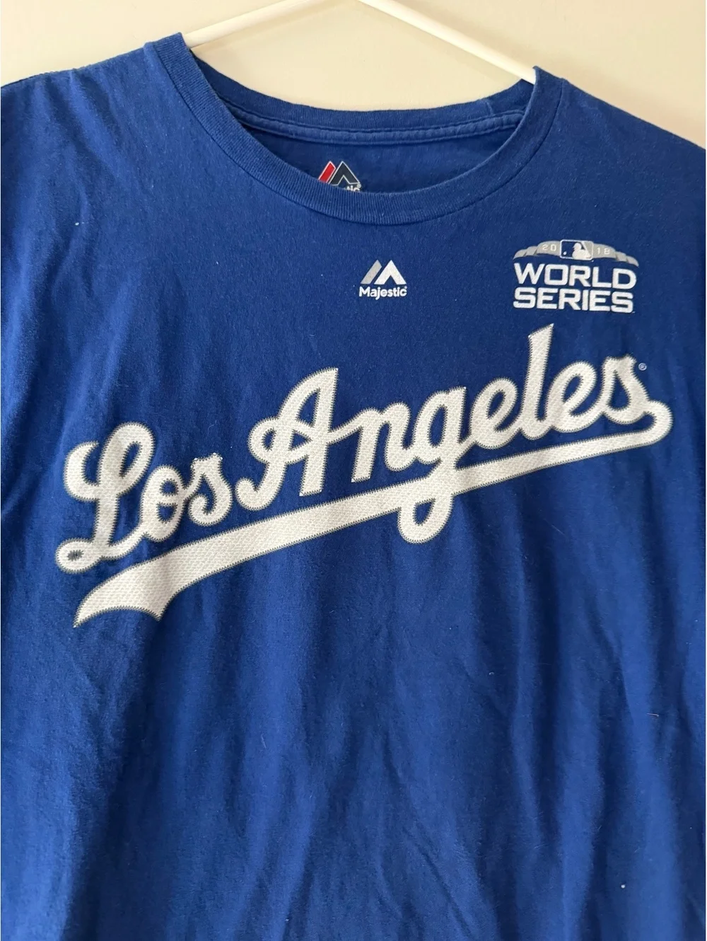 Majestic Los Angeles Dodgers 2018 World Series Bellinger #35 Men's T-Shirt M - Picture 5 of 5